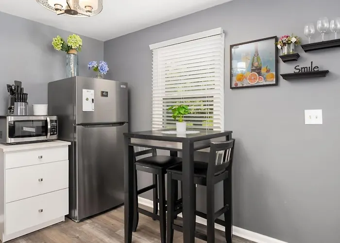 2bd In Close To Dt Peoria Ferienhaus Bartonville